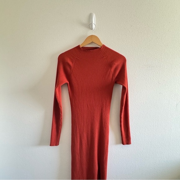 Aritzia Wilfred Alchemy Orange Ribbed Knit Bodycon Slit MIDI Dress Size Medium - Picture 6 of 9